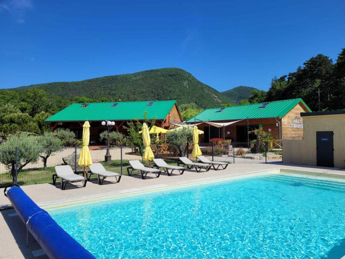 Les Chalets De Saint Maurice Dieulefit Exterior foto
